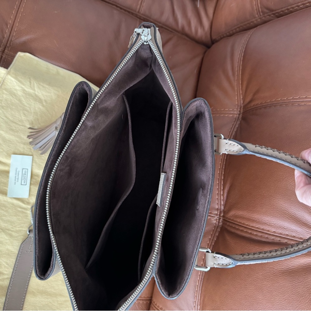 Louis Vuitton Galet Mahina Leather Haumea Bag - Picture 8 of 13